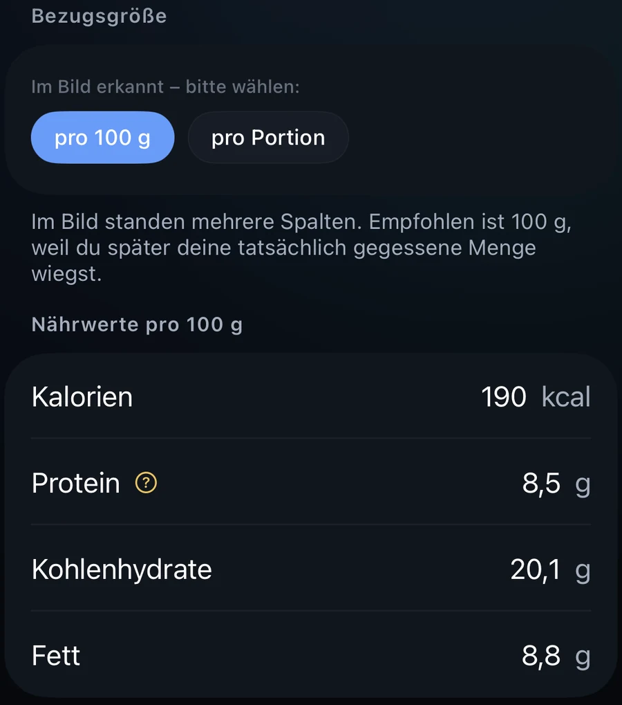 EMVAYO Nutrition Scan: Bezugsgröße pro 100 g oder pro Portion wählen, darunter die erkannten Nährwerte 190 kcal, 8,5 g Protein, 20,1 g Kohlenhydrate und 8,8 g Fett